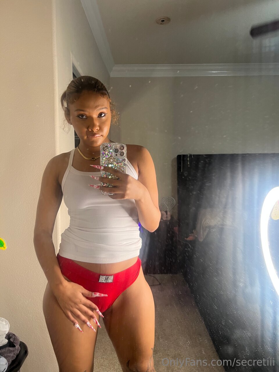 Photo 32 of Secretiii