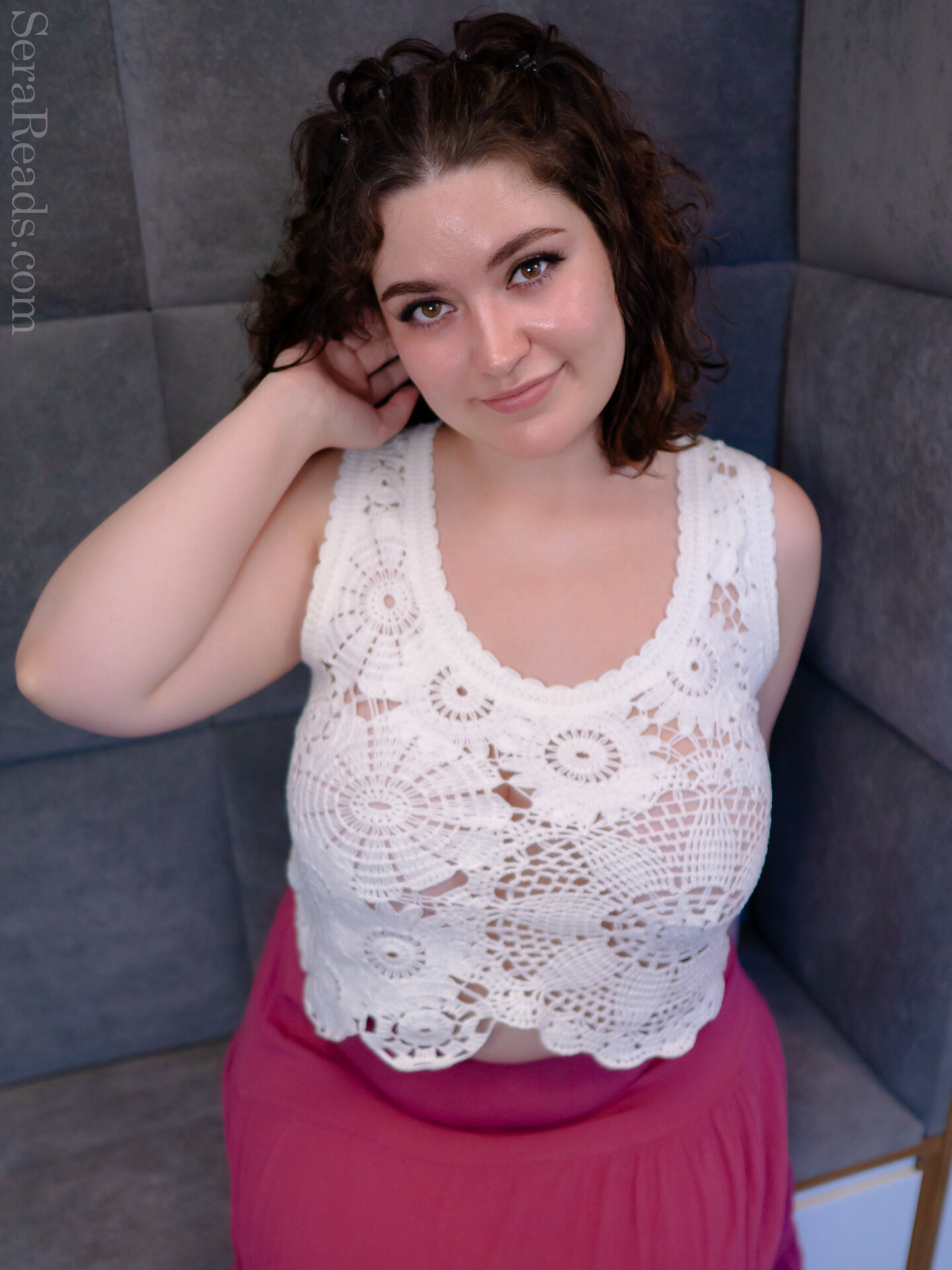 Photo 49 of Serareads