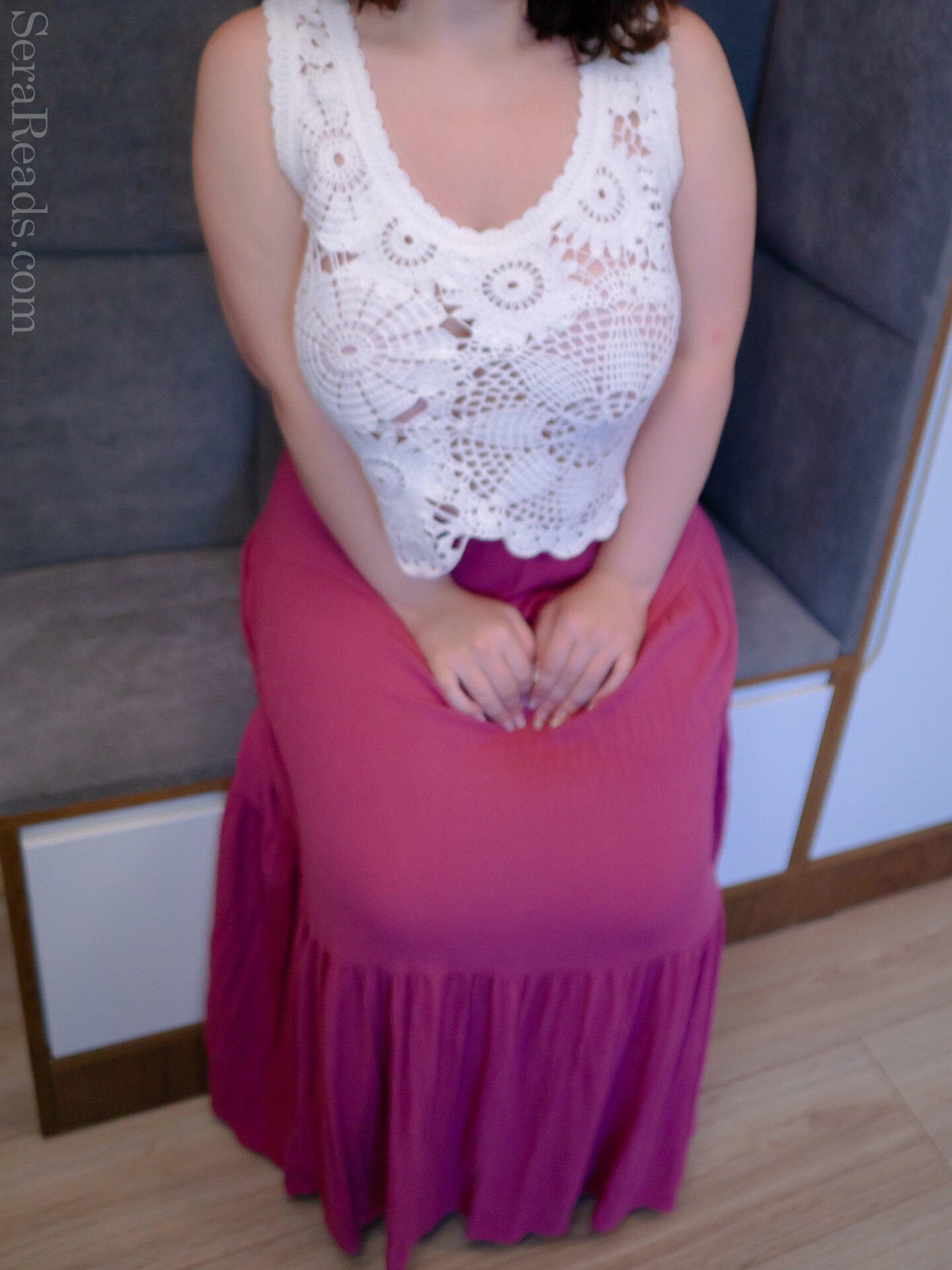 Photo 46 of Serareads