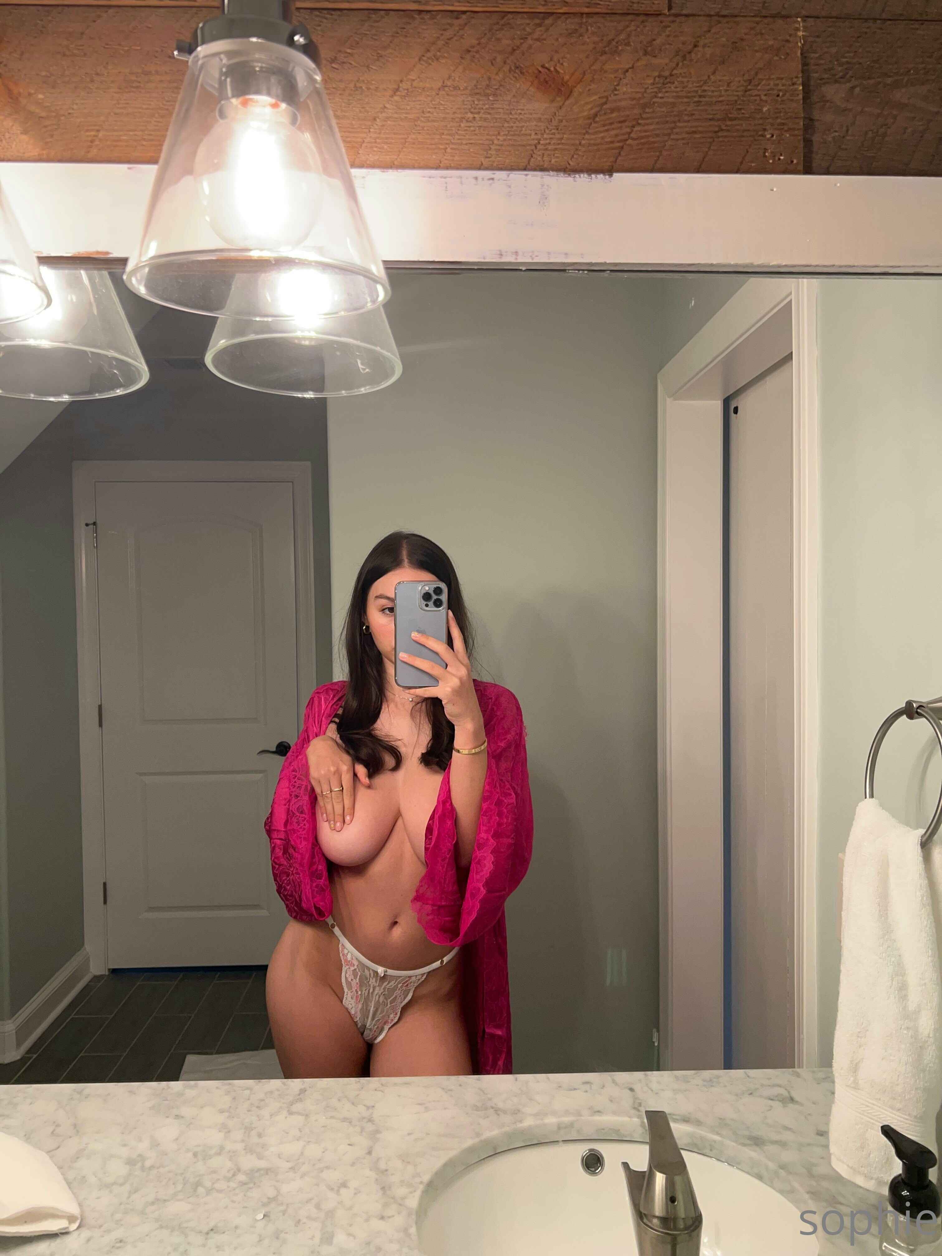 Photo 30 of Sophie Mudd