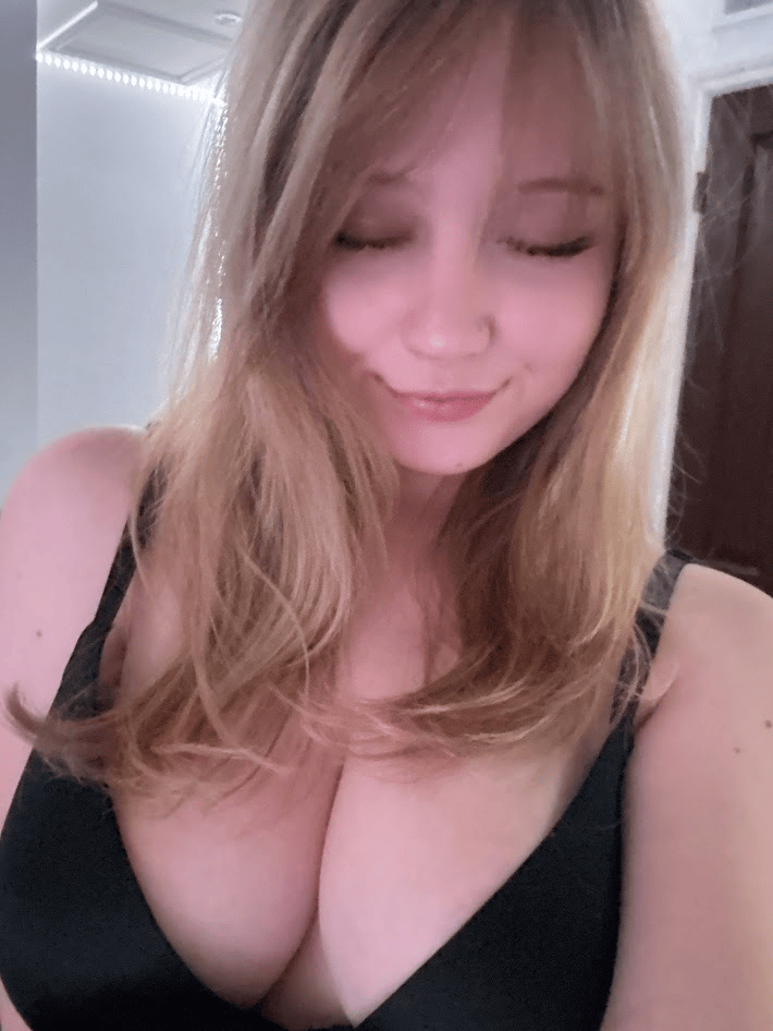 Photo 21 of swiskers