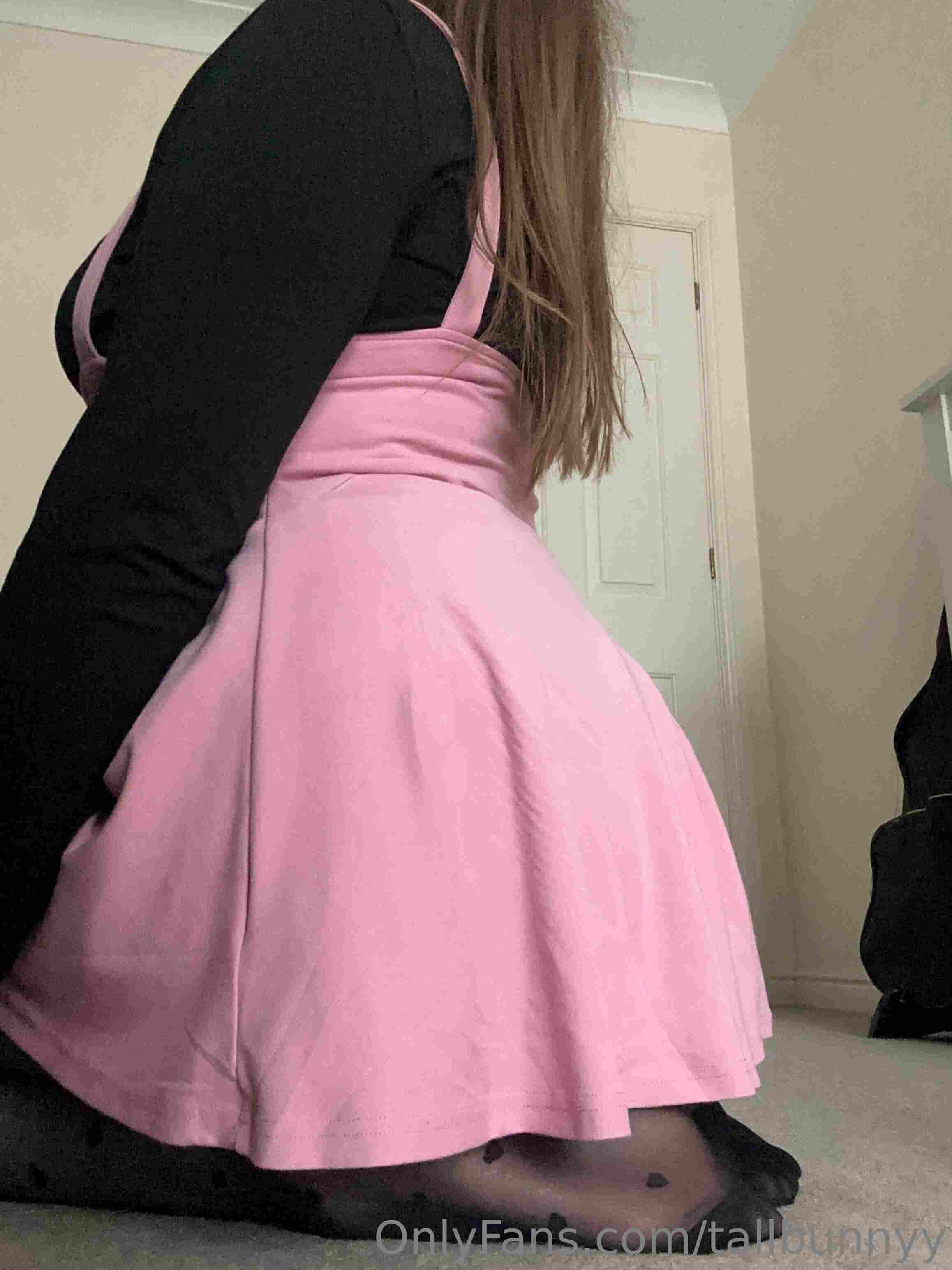 Photo 40 of Katie Woolls