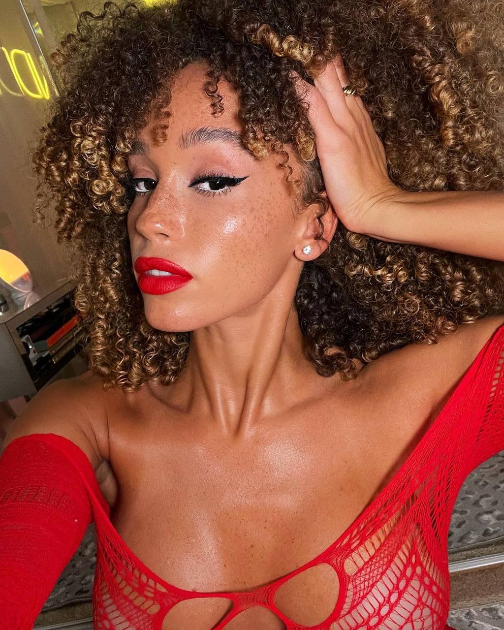 Photo 71 of Tazs angels AB and Catdagreat