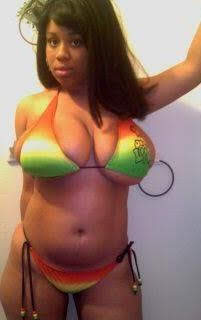 Photo 8 of Amazingtittsgirl