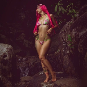 Twerk Kitty photo 110810