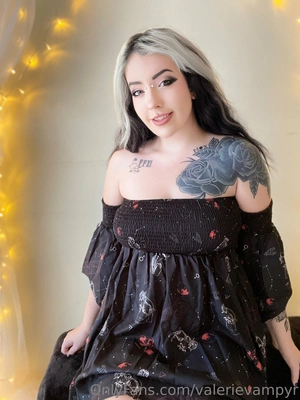 Valerie Vampyr preview 2