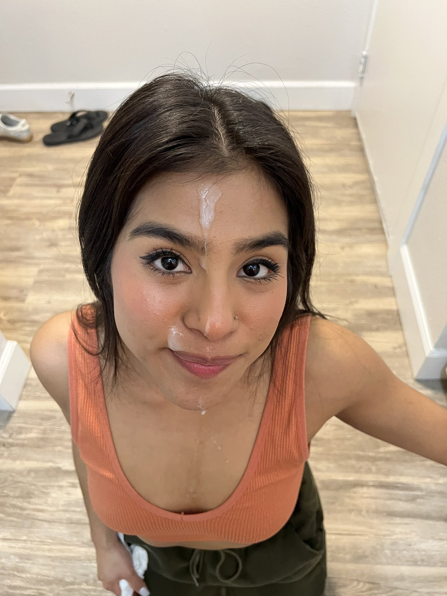 Photo 67 of 444Vanessa