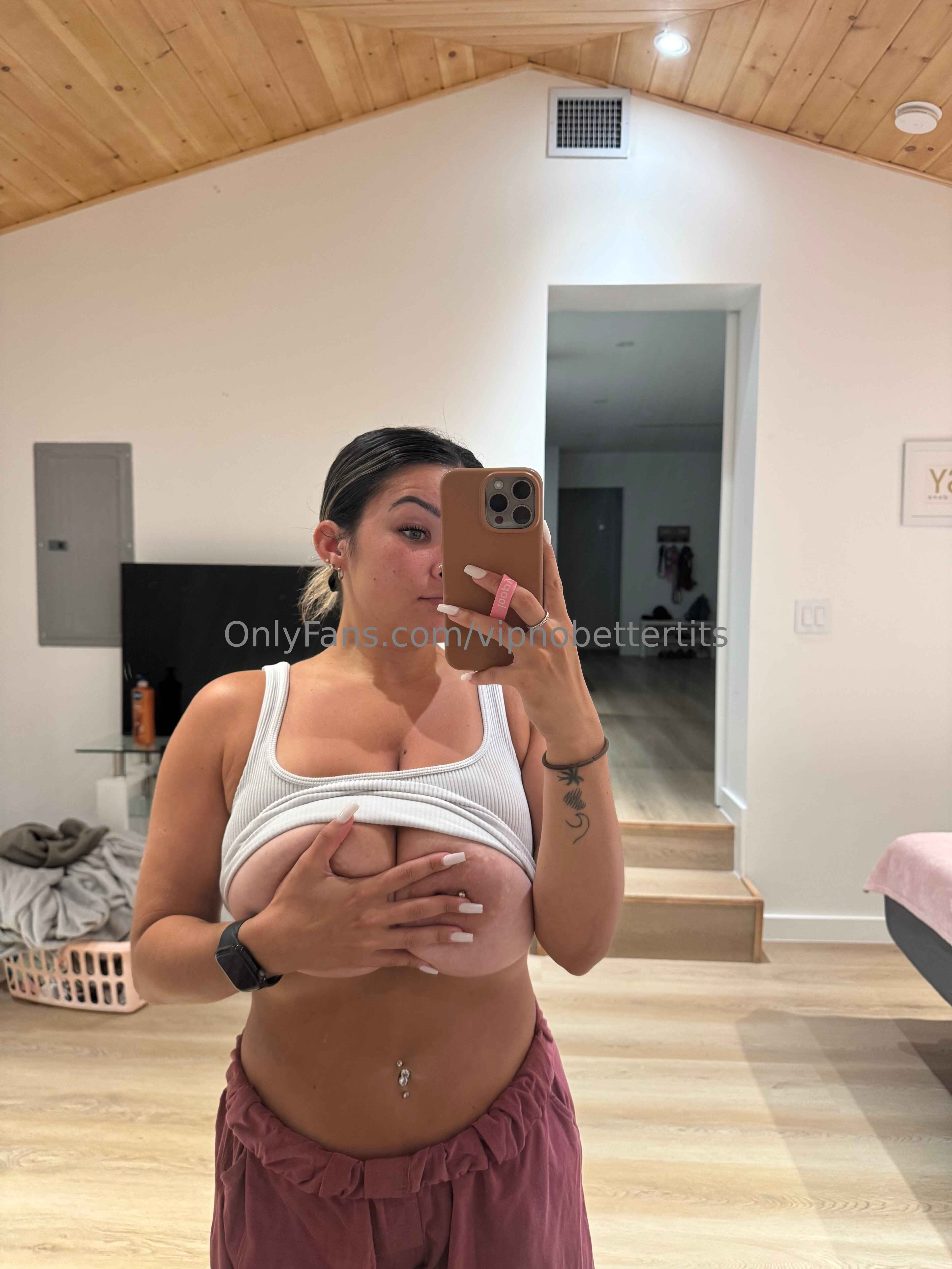 Photo 10 of Sophie Chanel