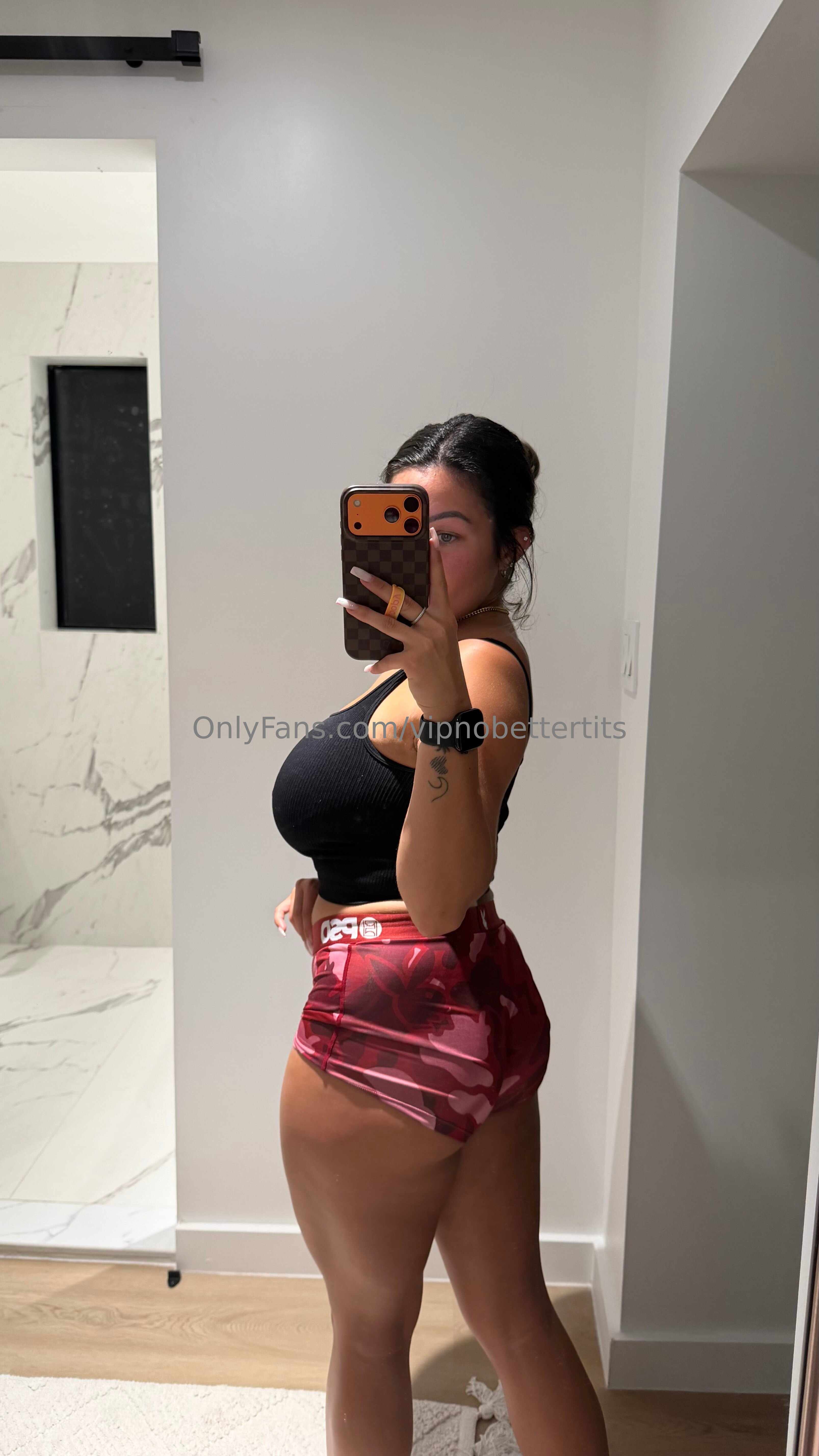 Photo 6 of Sophie Chanel