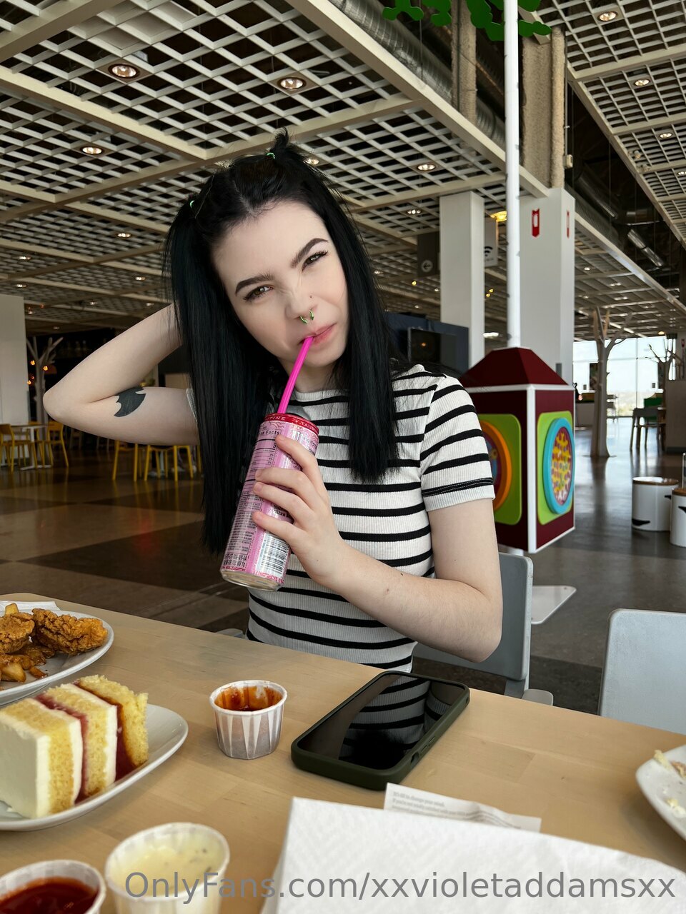 Photo 25 of XxVioletAddamsxx