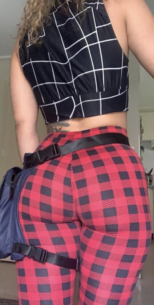 Photo 46 of JustYeliz