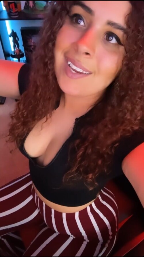 Photo 14 of JustYeliz