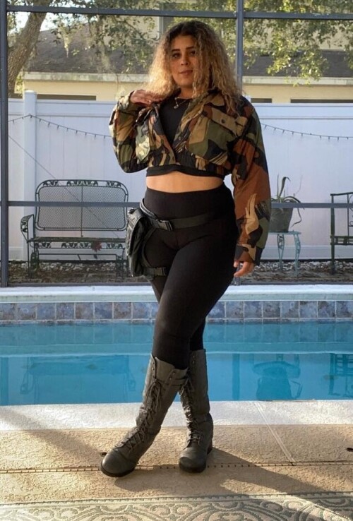 Photo 3 of JustYeliz