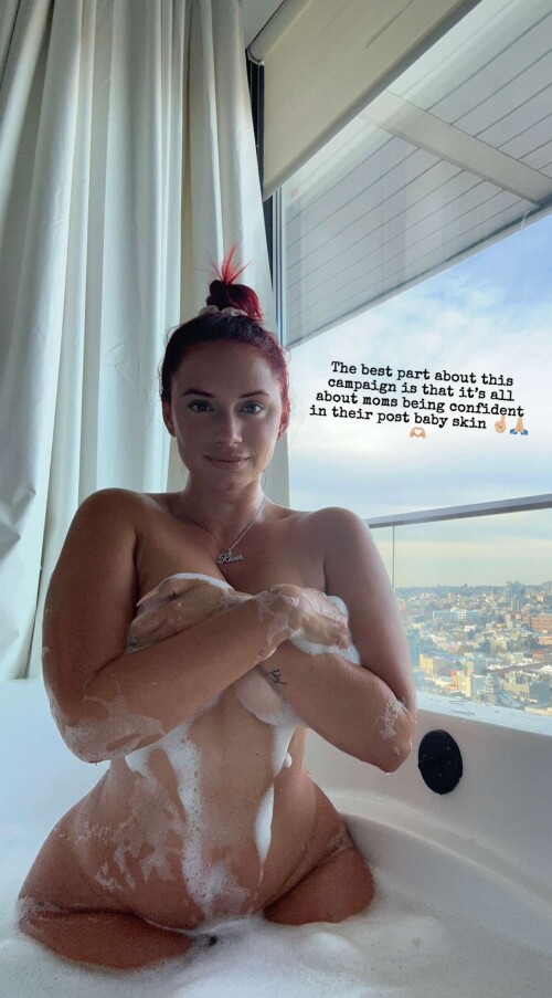 Photo 80 of YesJulz
